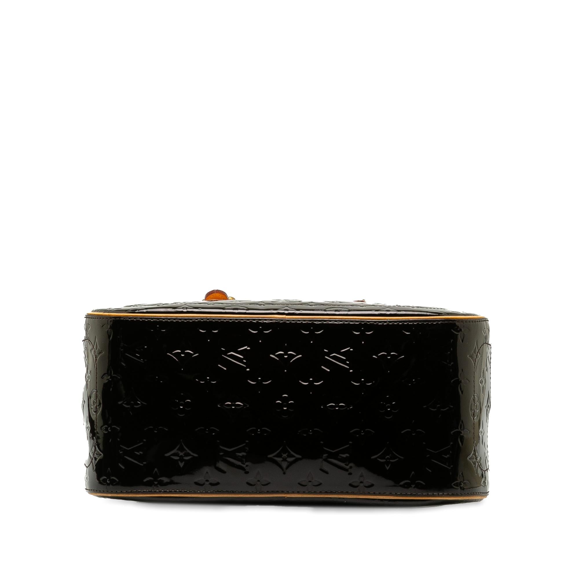 Louis Vuitton Monogram Vernis Summit Drive (SHG-iMWN2V)