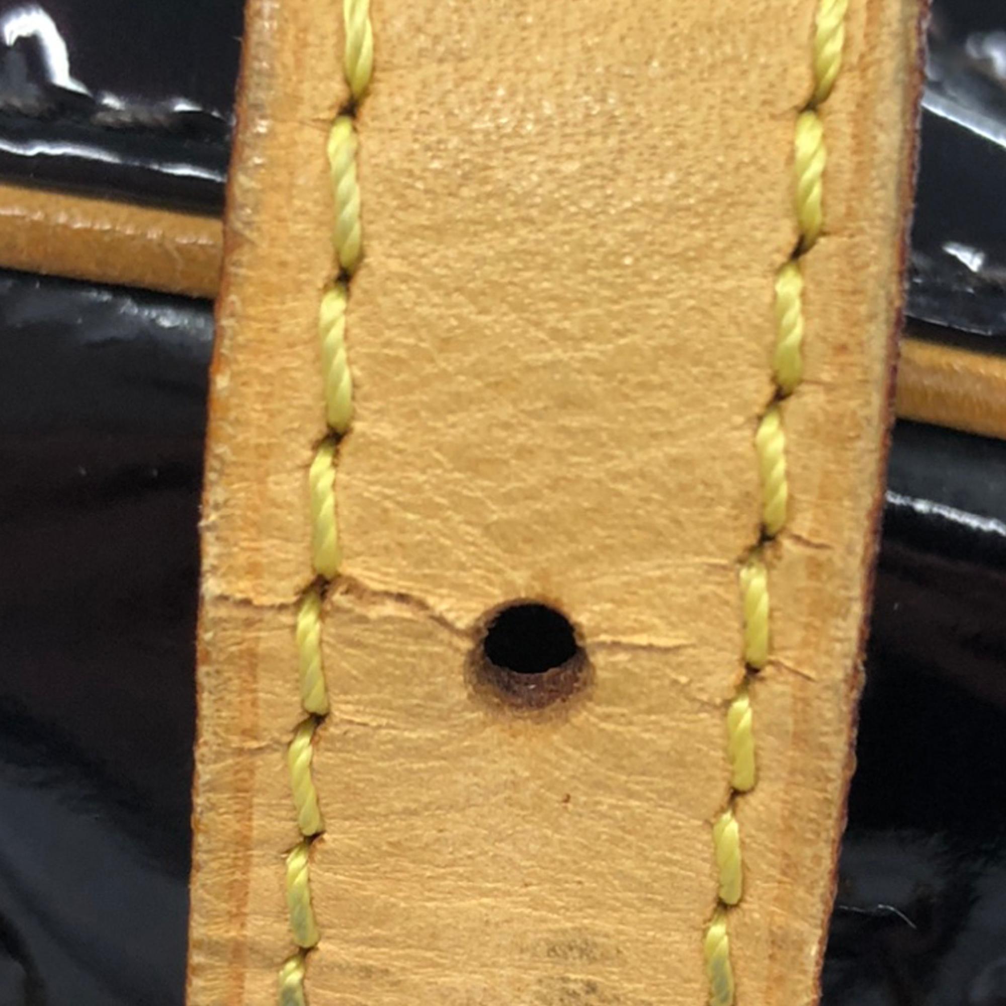 Louis Vuitton Monogram Vernis Summit Drive (SHG-iMWN2V)