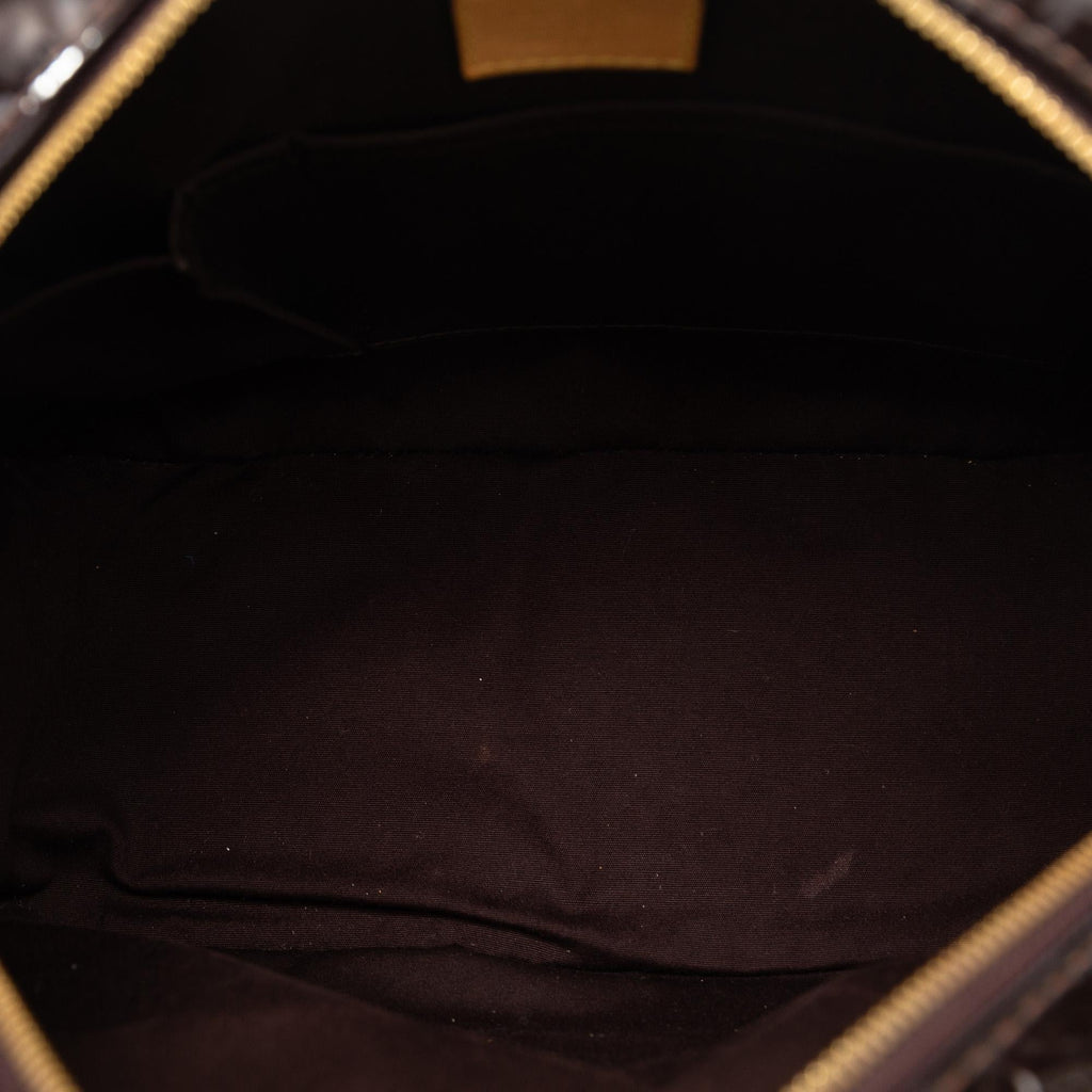 Louis Vuitton Monogram Vernis Summit Drive (SHG-iMWN2V)