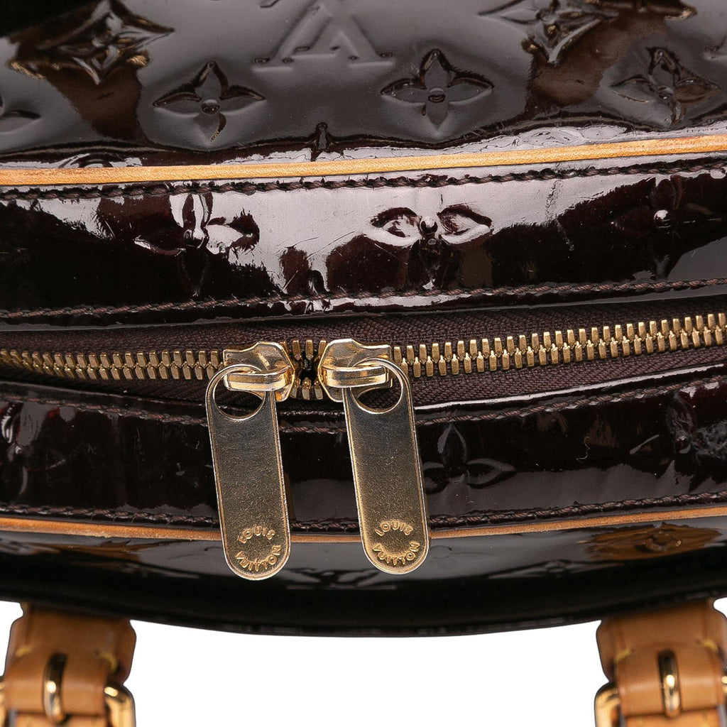 Louis Vuitton Monogram Vernis Summit Drive