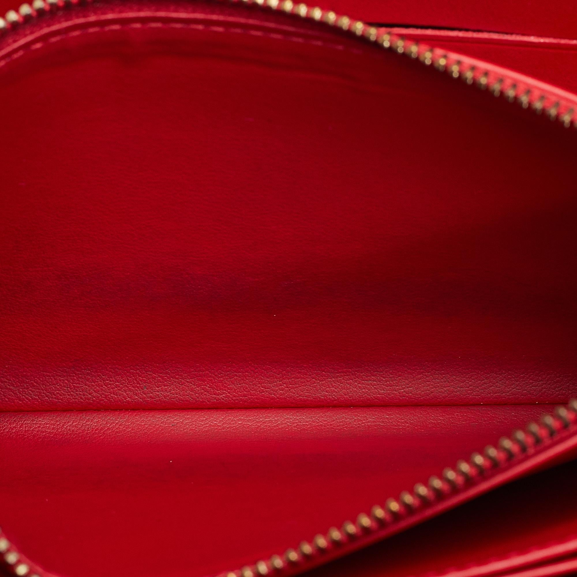 Louis Vuitton Monogram Vernis Sweet Zippy Wallet (SHG-f98dCX)