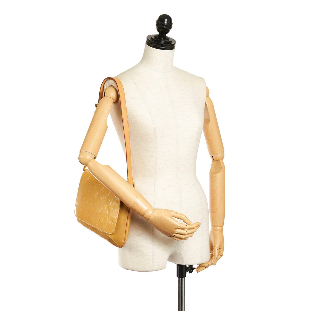 Louis Vuitton Monogram Vernis Thompson Street (SHG-34097)