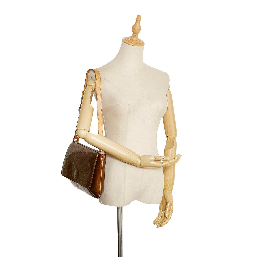 Louis Vuitton Monogram Vernis Thompson Street (SHG-wEGATI)