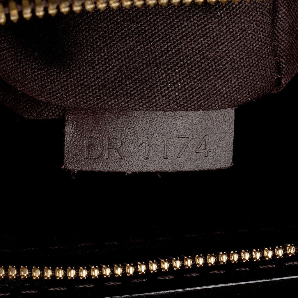 Louis Vuitton Monogram Vernis Virginia PM Shoulder Bag (SHF-rxNHf7)