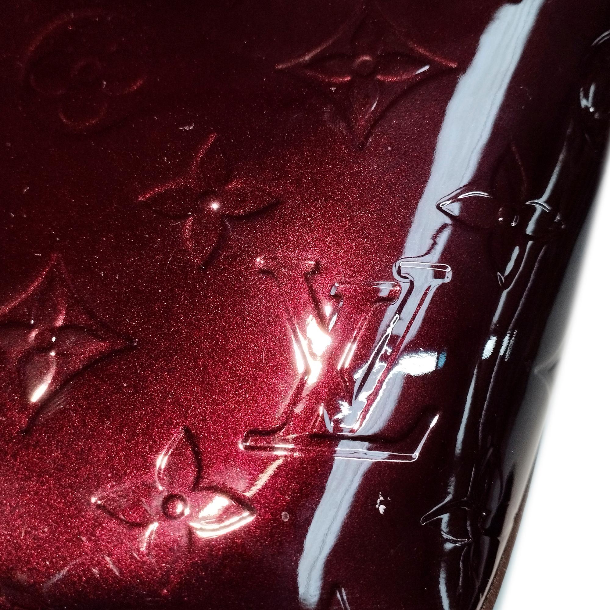 Louis Vuitton Monogram Vernis Wilshire MM (SHG-jyZpD3)