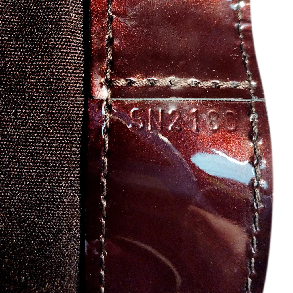 Louis Vuitton Monogram Vernis Wilshire MM (SHG-jyZpD3)