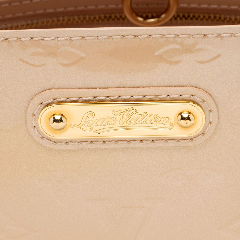 Louis Vuitton Monogram Vernis Wilshire PM Tote (SHF-LIDh3x)