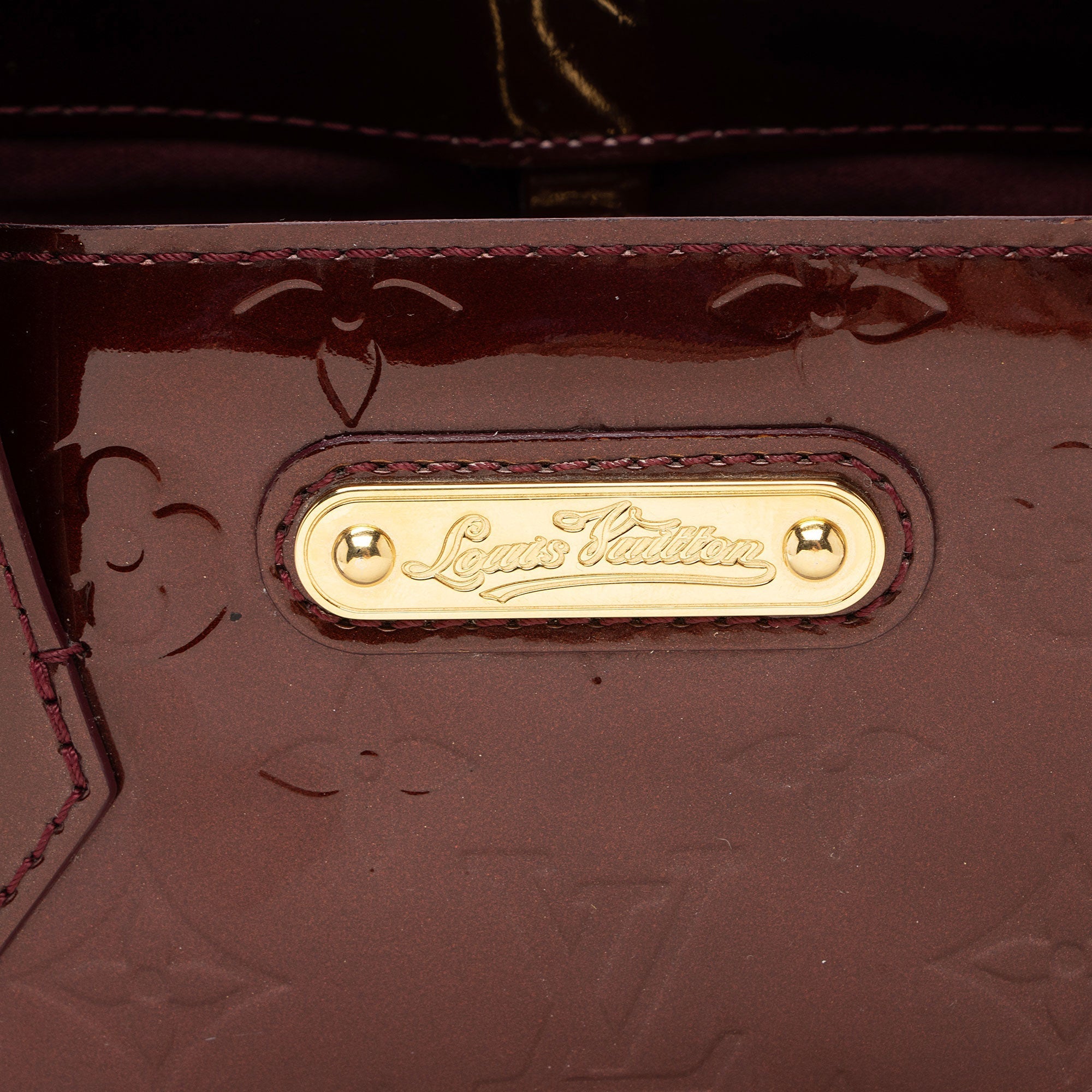 Louis Vuitton Monogram Vernis Wilshire PM Tote (SHF-eeeczU)