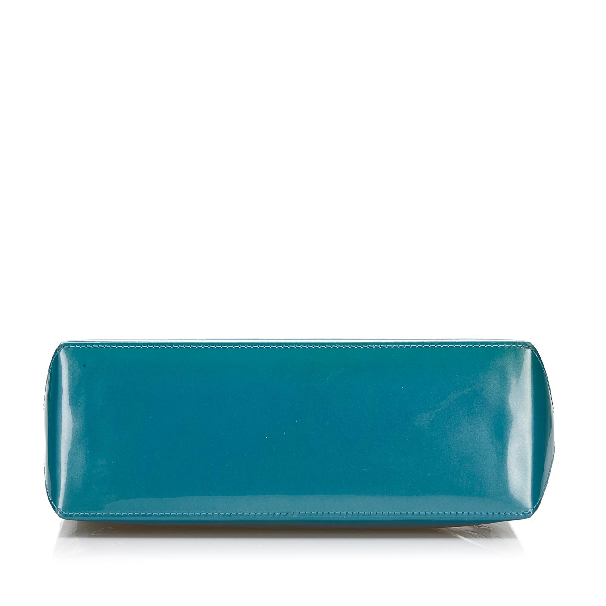 Louis Vuitton Monogram Vernis Wilshire PM (SHG-k4Mpiz)