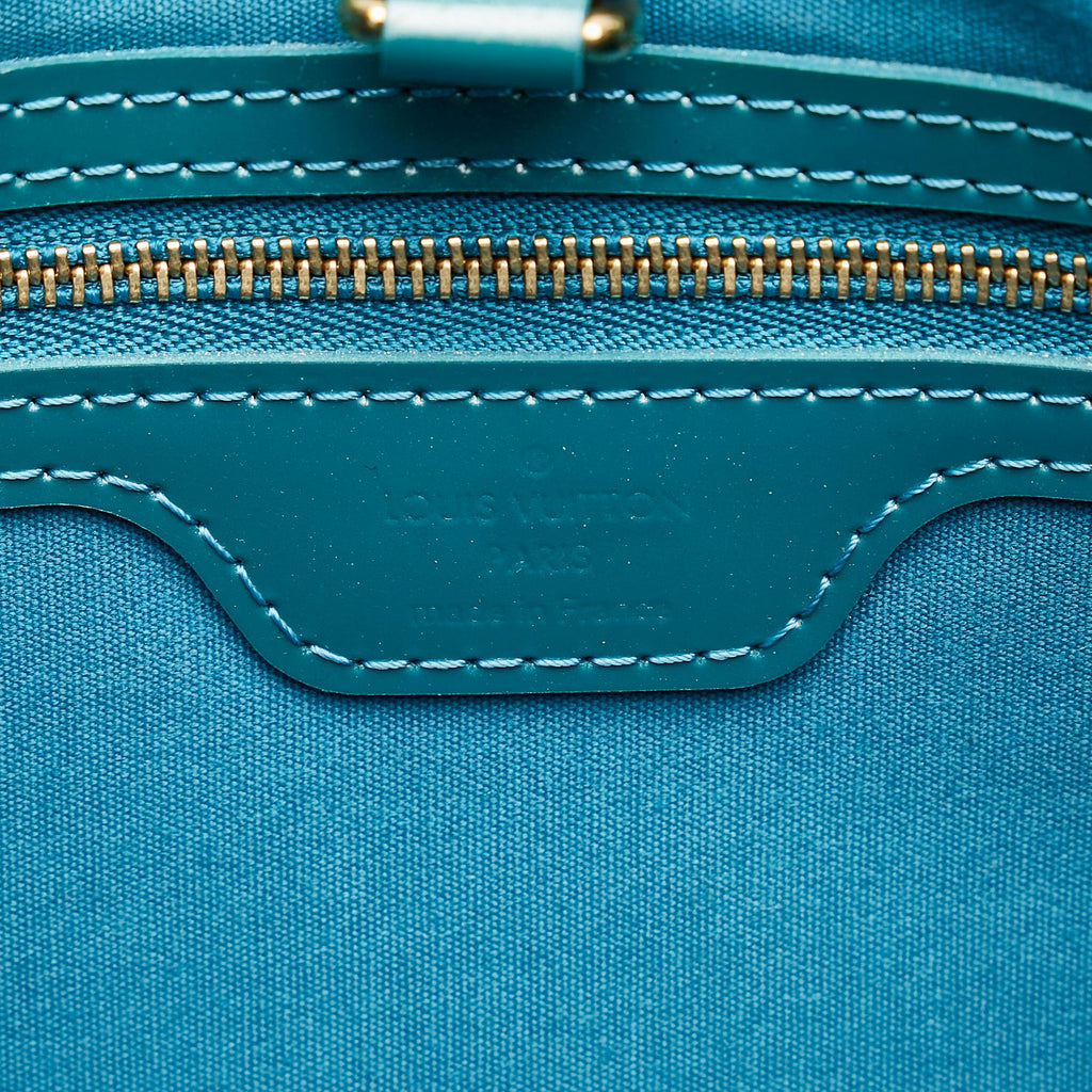 Louis Vuitton Monogram Vernis Wilshire PM (SHG-k4Mpiz)