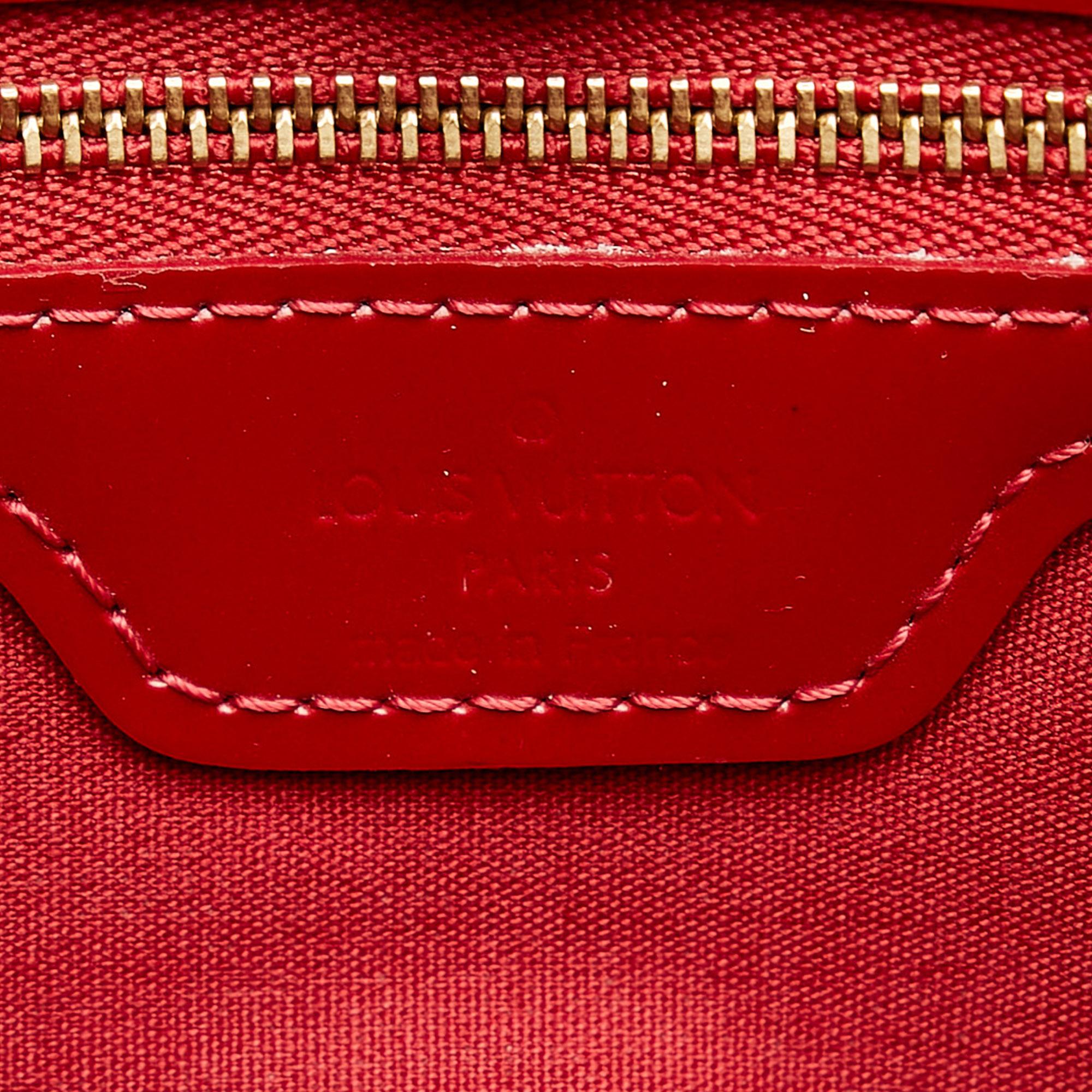 Louis Vuitton Monogram Vernis Wilshire PM (SHG-j2mK2w)
