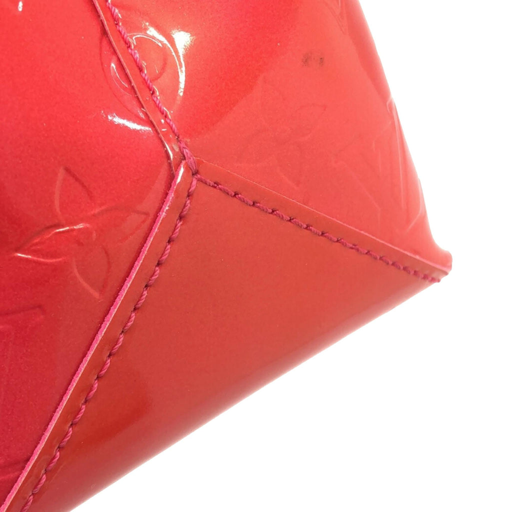 Louis Vuitton Monogram Vernis Wilshire PM (SHG-m6bqNT)