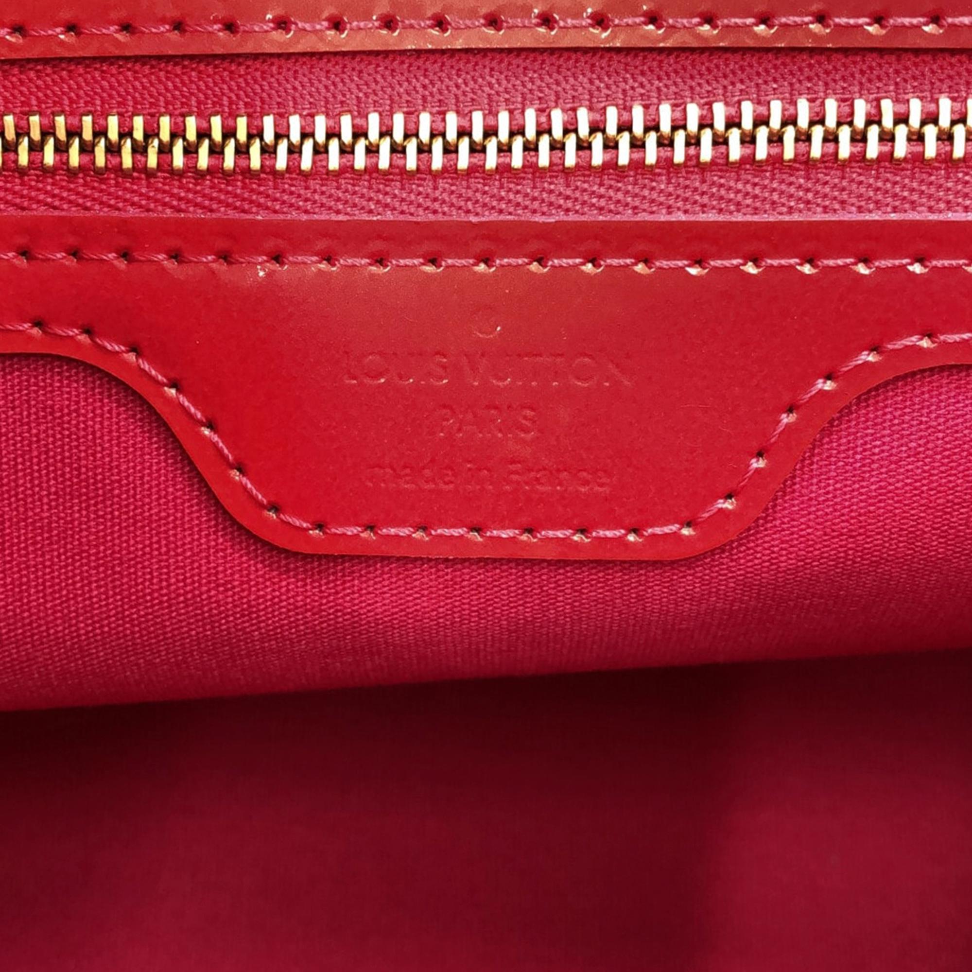 Louis Vuitton Monogram Vernis Wilshire PM (SHG-m6bqNT)