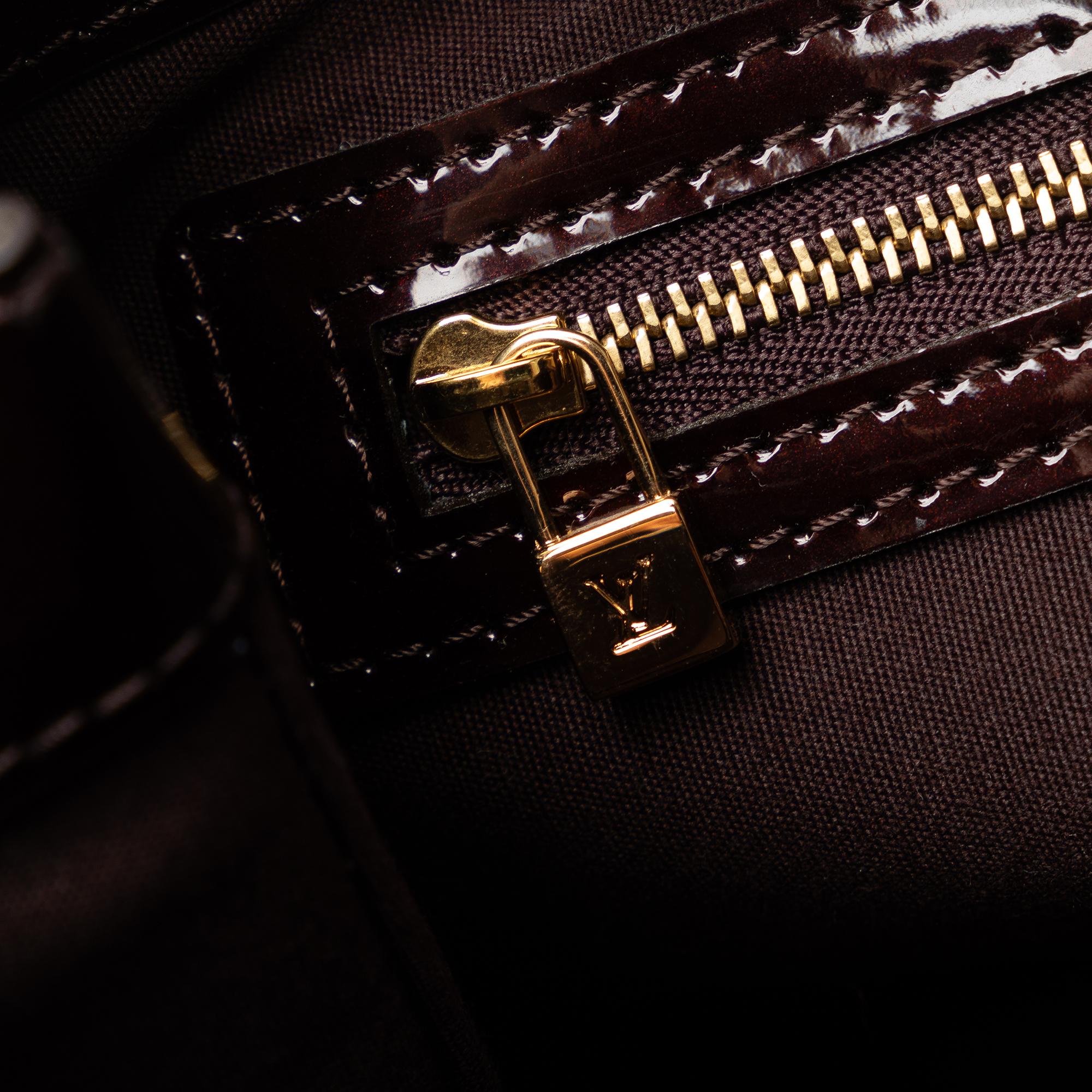 Louis Vuitton Monogram Vernis Wilshire PM (SHG-oit8gc)