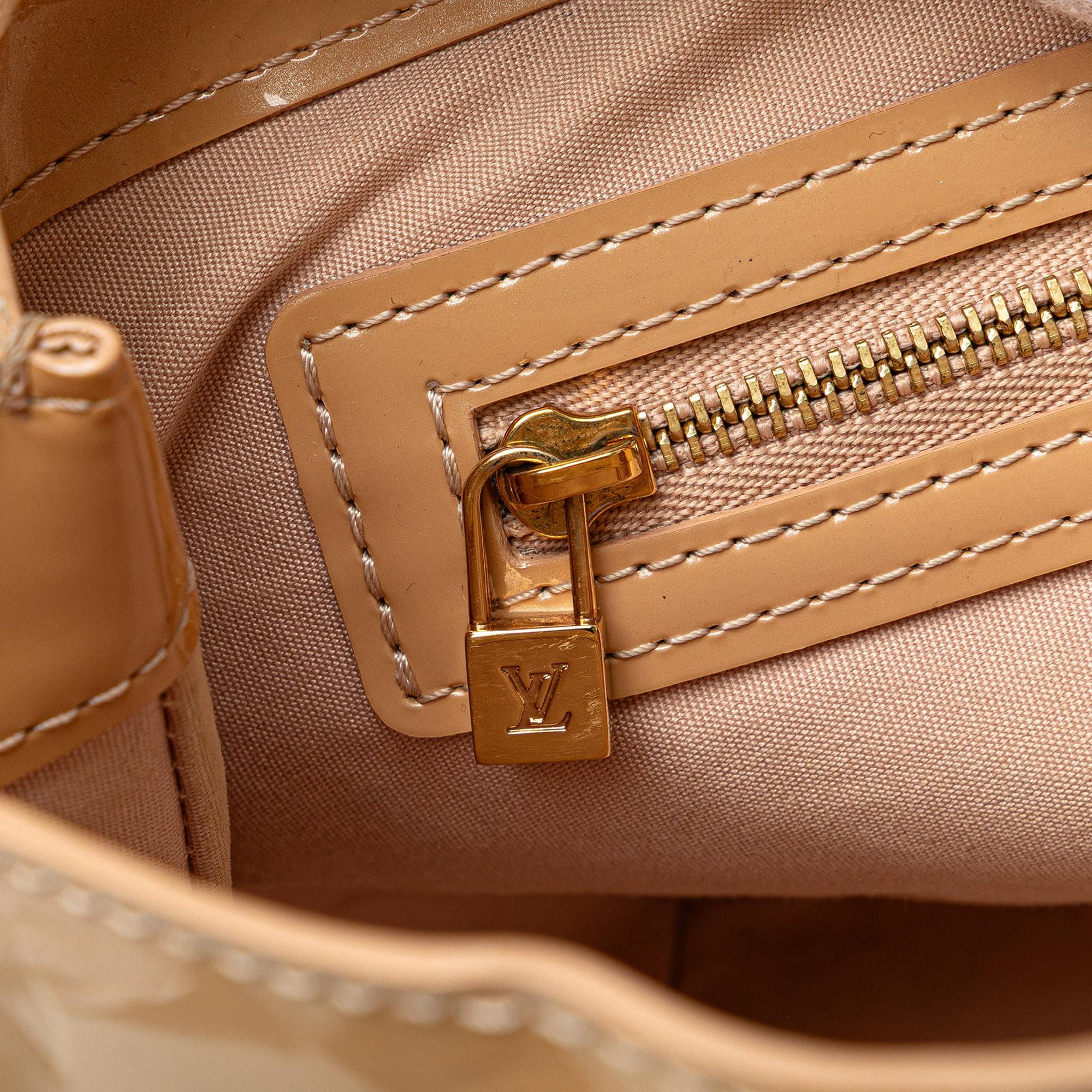 Louis Vuitton Monogram Vernis Wilshire PM
