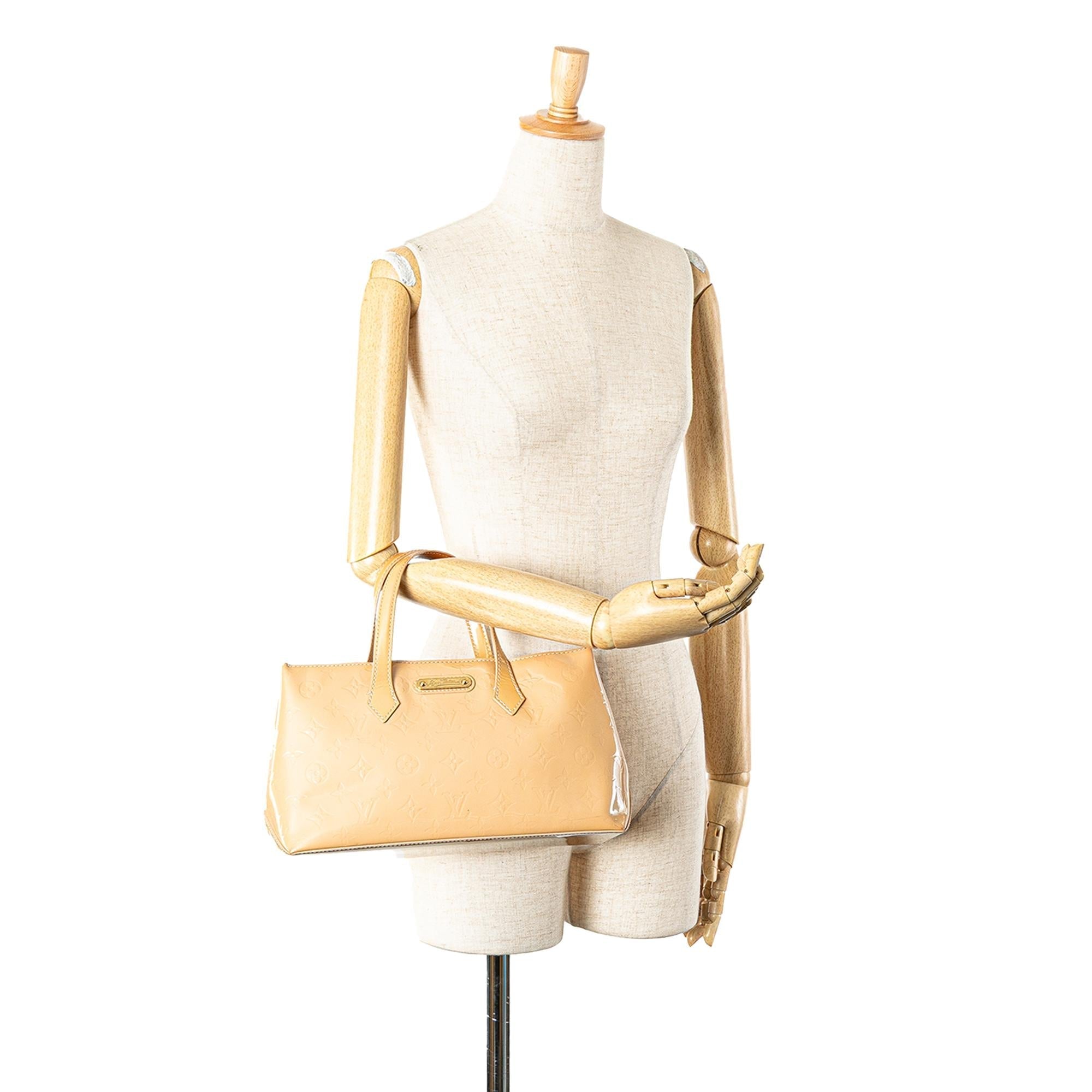 Louis Vuitton Monogram Vernis Wilshire PM