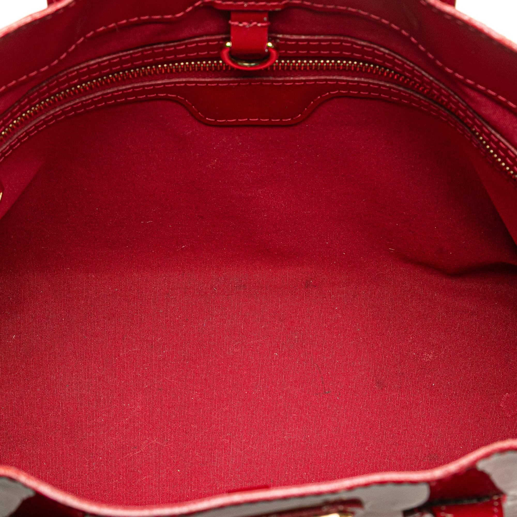 Louis Vuitton Monogram Vernis Wilshire PM