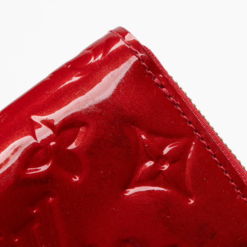 Louis Vuitton Monogram Vernis Zippy Coin Wallet (SHF-15405)