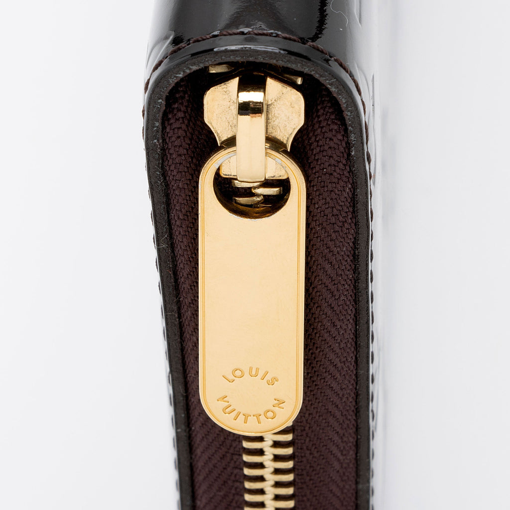 Louis Vuitton Monogram Vernis Zippy Organizer Wallet (SHF-UgvClu)