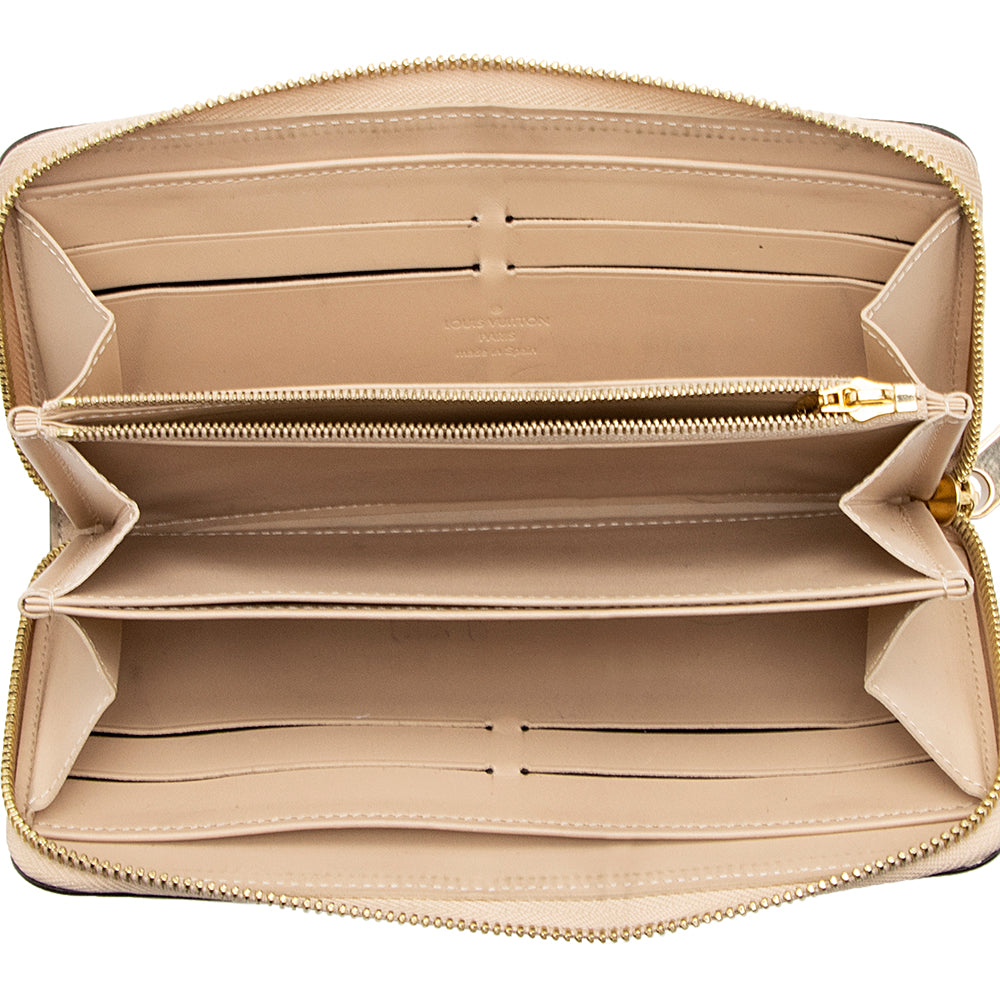 Louis Vuitton Monogram Vernis Zippy Wallet - FINAL SALE (SHF-18436)