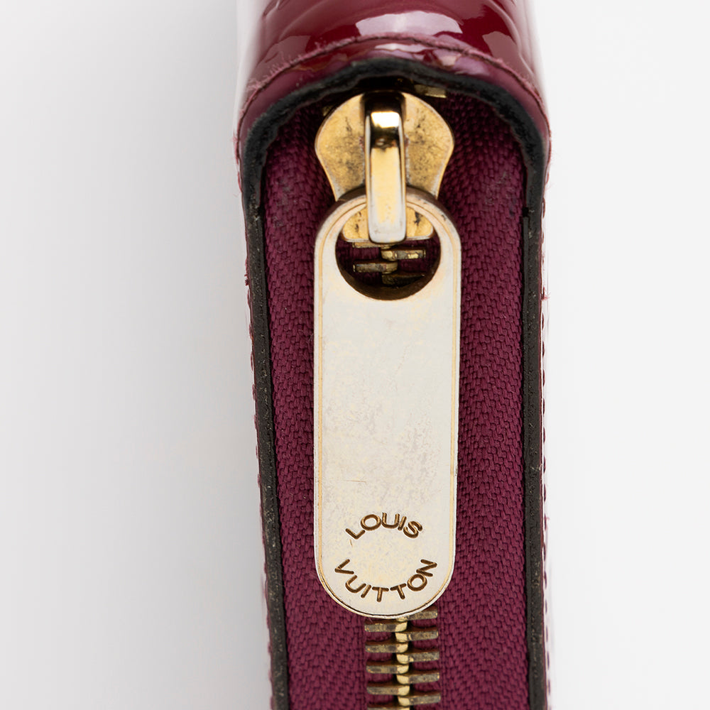 Louis Vuitton Monogram Vernis Zippy Wallet (SHF-22083)
