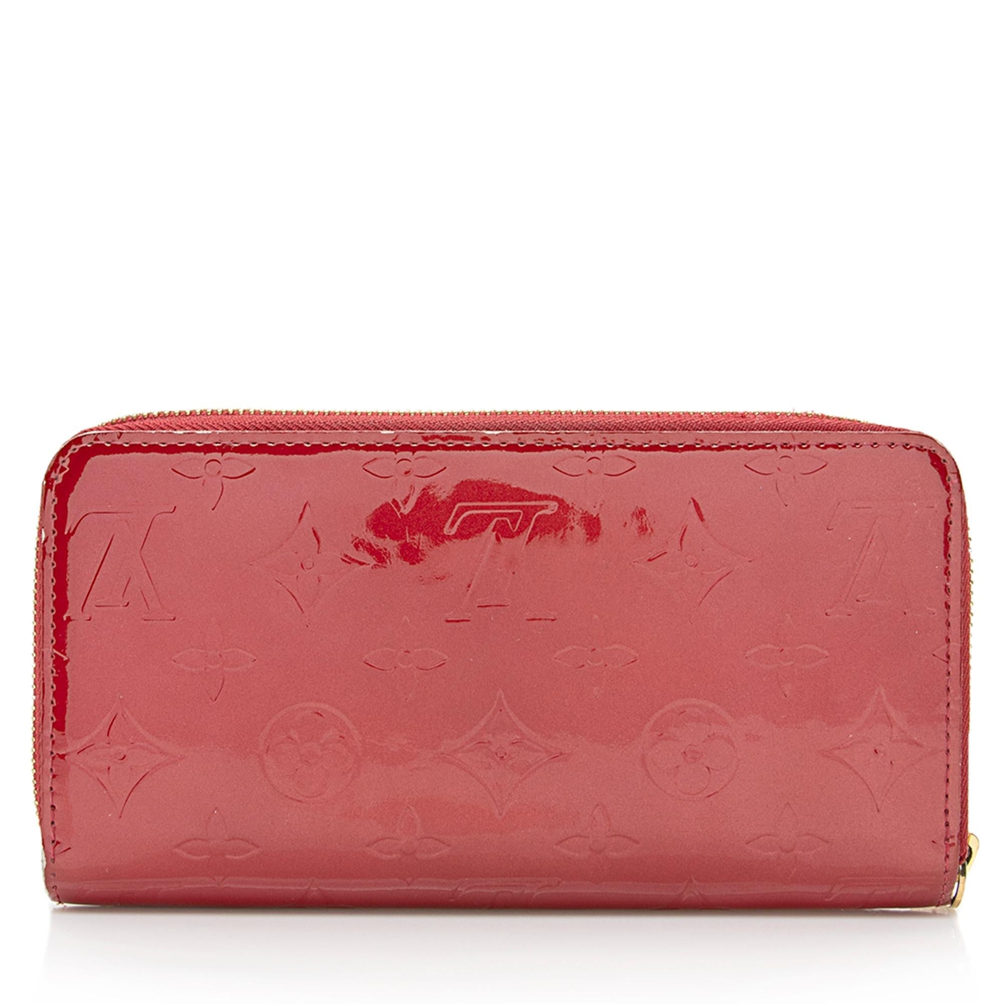 Louis Vuitton Monogram Vernis Zippy Wallet (SHF-22316)