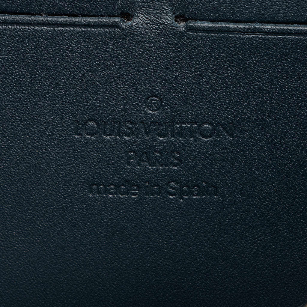 Louis Vuitton Monogram Vernis Zippy Wallet (SHF-kGVZAV)