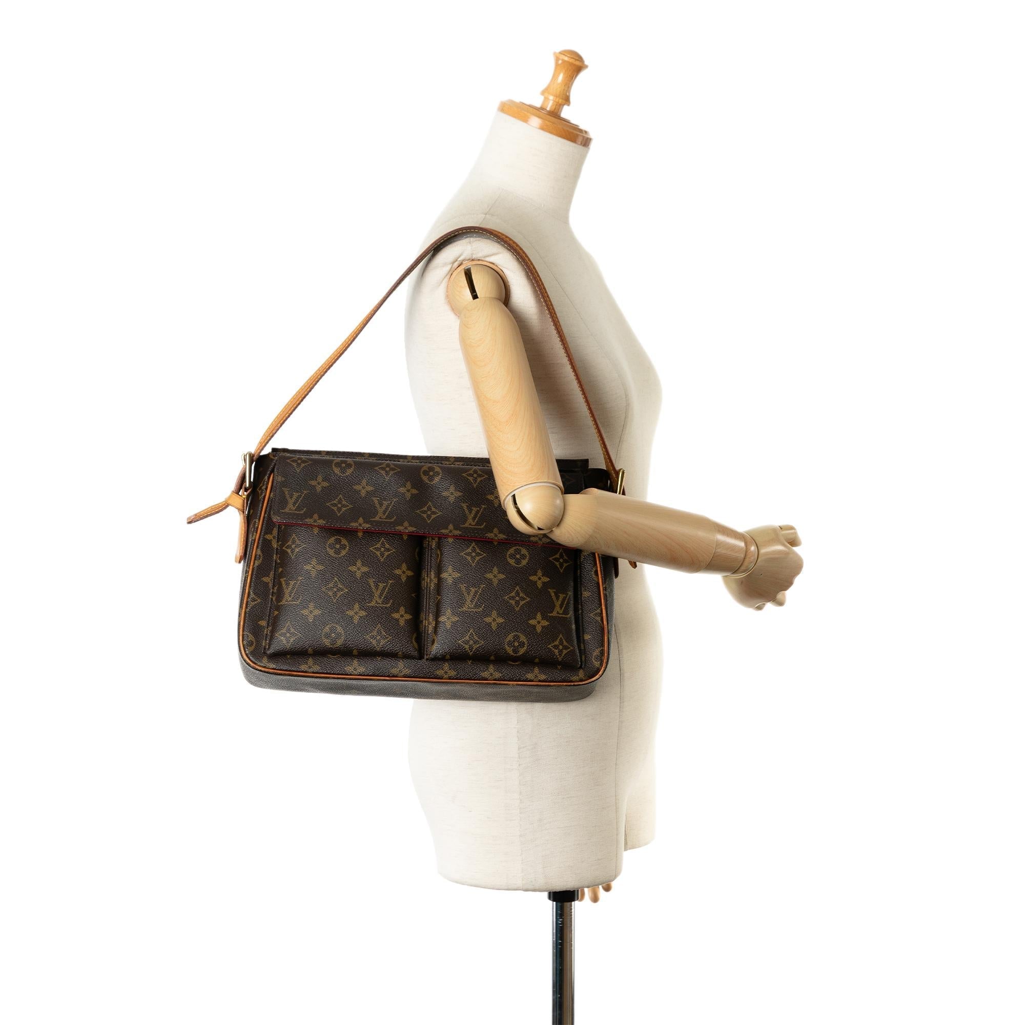 Louis Vuitton Monogram Viva Cite GM (SHG-PC3ZHY)