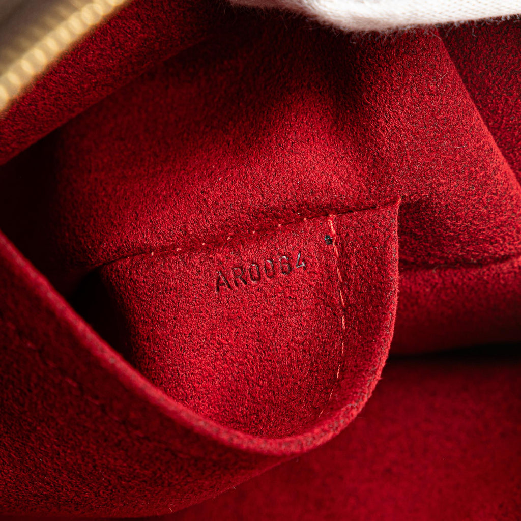 Louis Vuitton Monogram Viva Cite GM (SHG-rPF0YP)