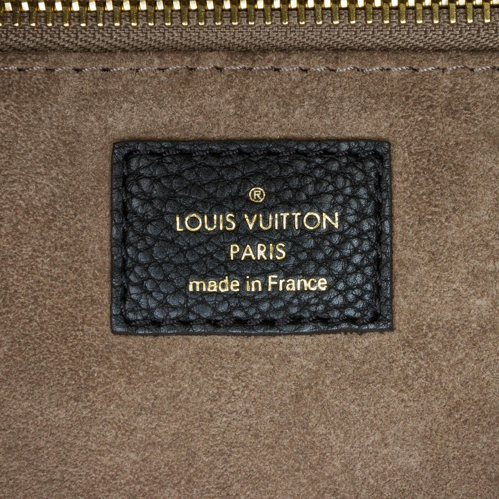 Louis Vuitton Monogram W PM Tote (SHG-dDS1Ad)