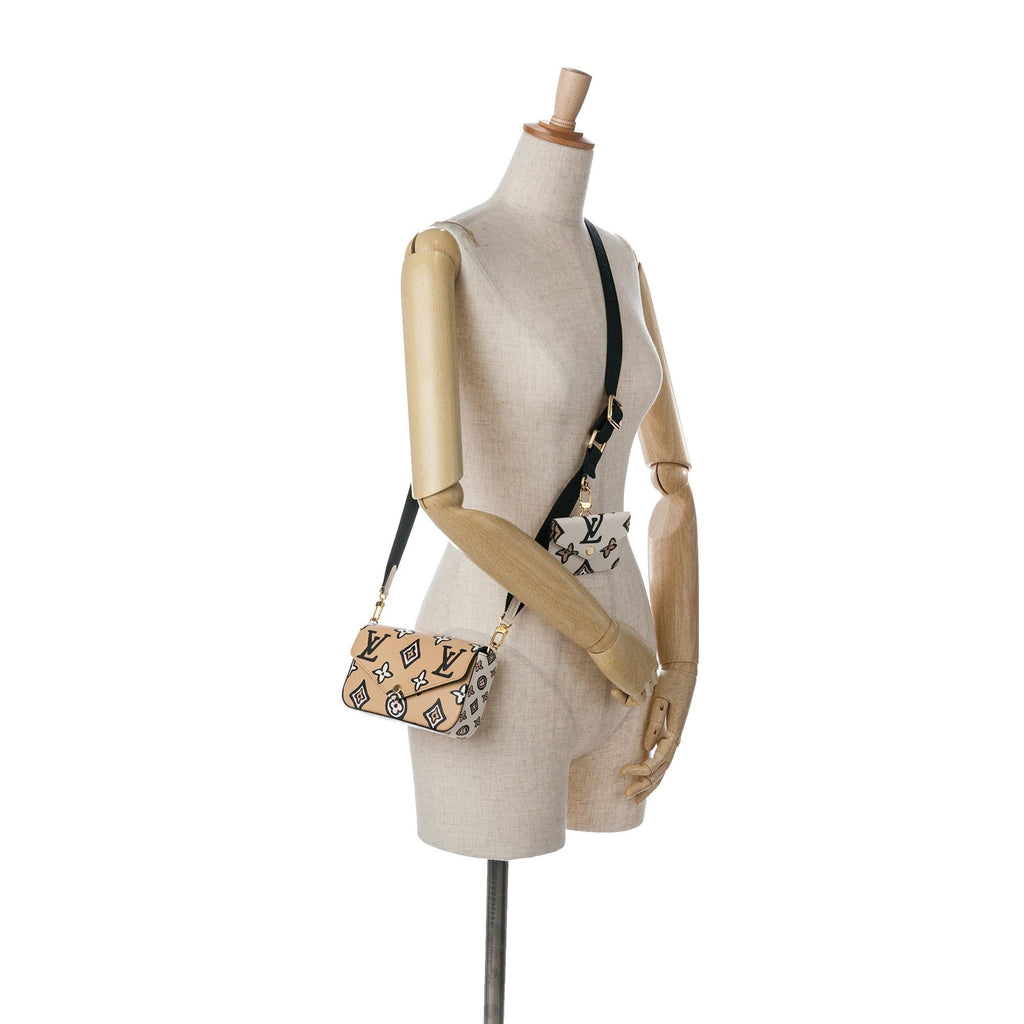 Louis Vuitton Monogram 'Wild at Heart' Felicie Strap & Go (SHG-ImIgwN)