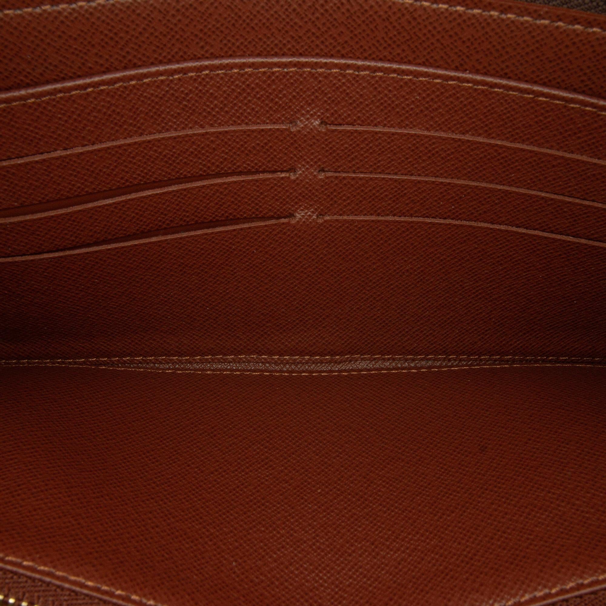 Louis Vuitton Monogram Zippy Wallet (SHG-sqIeIN)