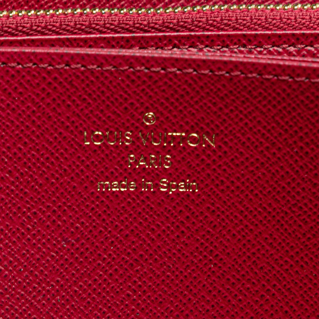 Louis Vuitton Monogram Zippy Wallet (SHG-HiaSAc)
