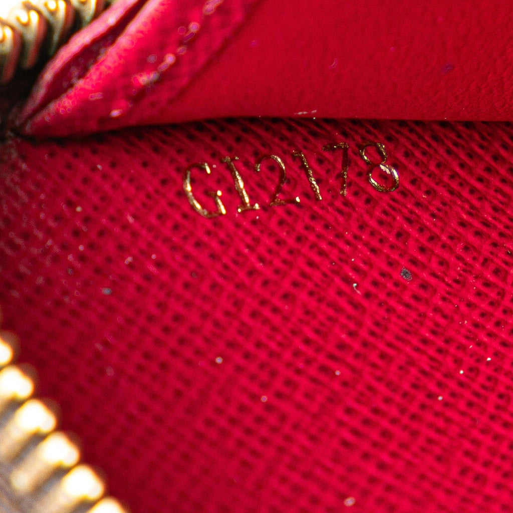 Louis Vuitton Monogram Zippy Wallet (SHG-HiaSAc)