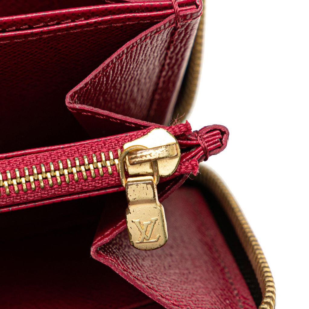 Louis Vuitton Monogram Zippy Wallet (SHG-HiaSAc)