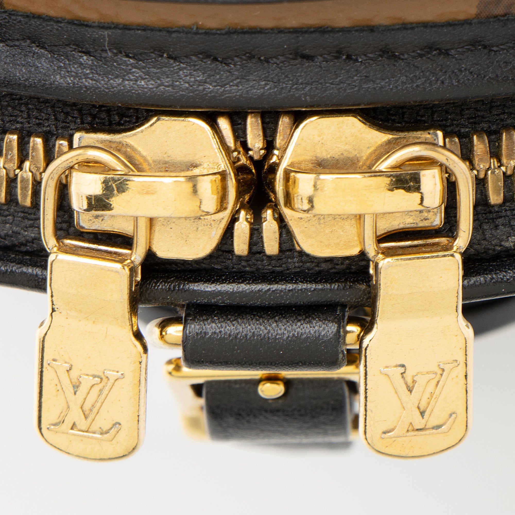 Louis Vuitton Reverse Monogram Boite Chapeau Mini Shoulder Bag
