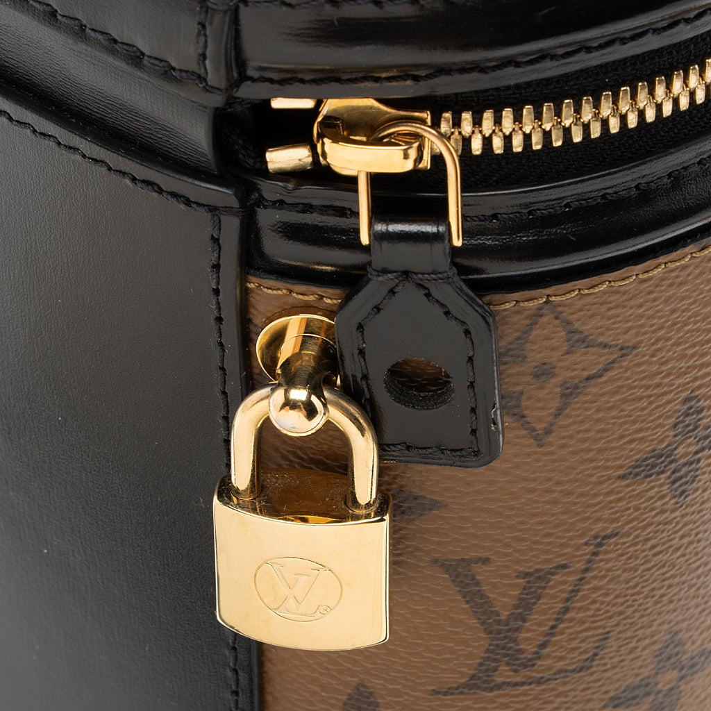 Louis Vuitton Reverse Monogram Cannes Shoulder Bag (SHF-Ig7XdS)