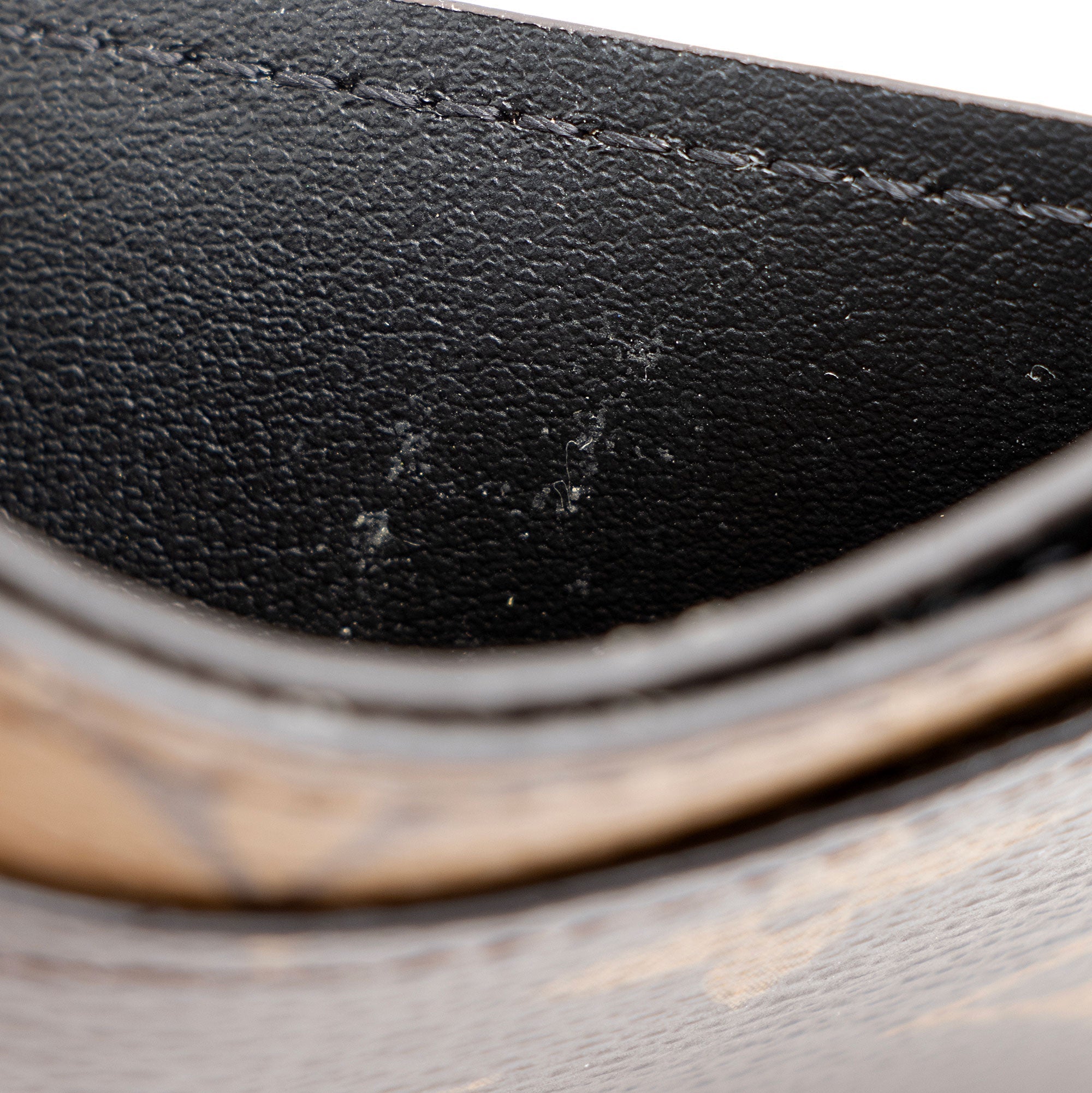 Louis Vuitton Reverse Monogram Card Holder (SHF-wJqQcL)