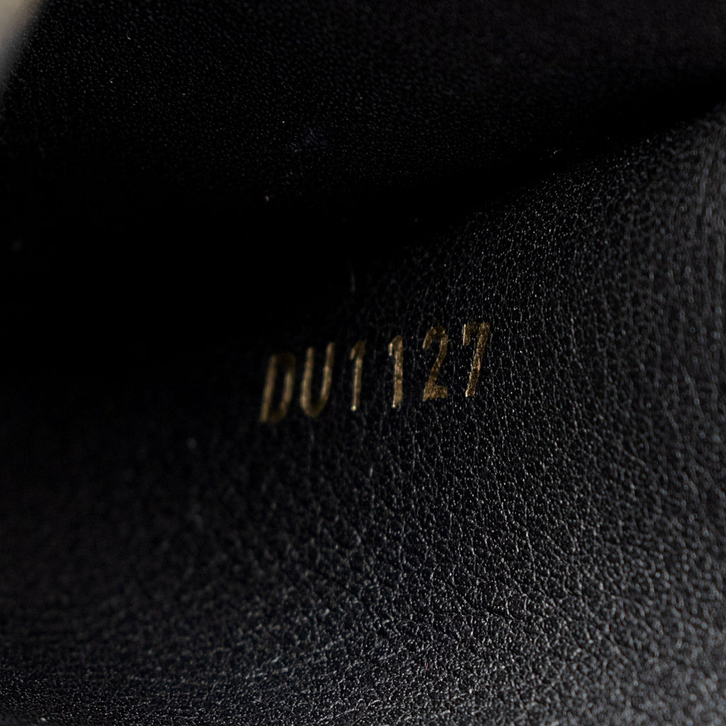 Louis Vuitton Reverse Monogram Column Pochette (SHF-HTgM8Z)