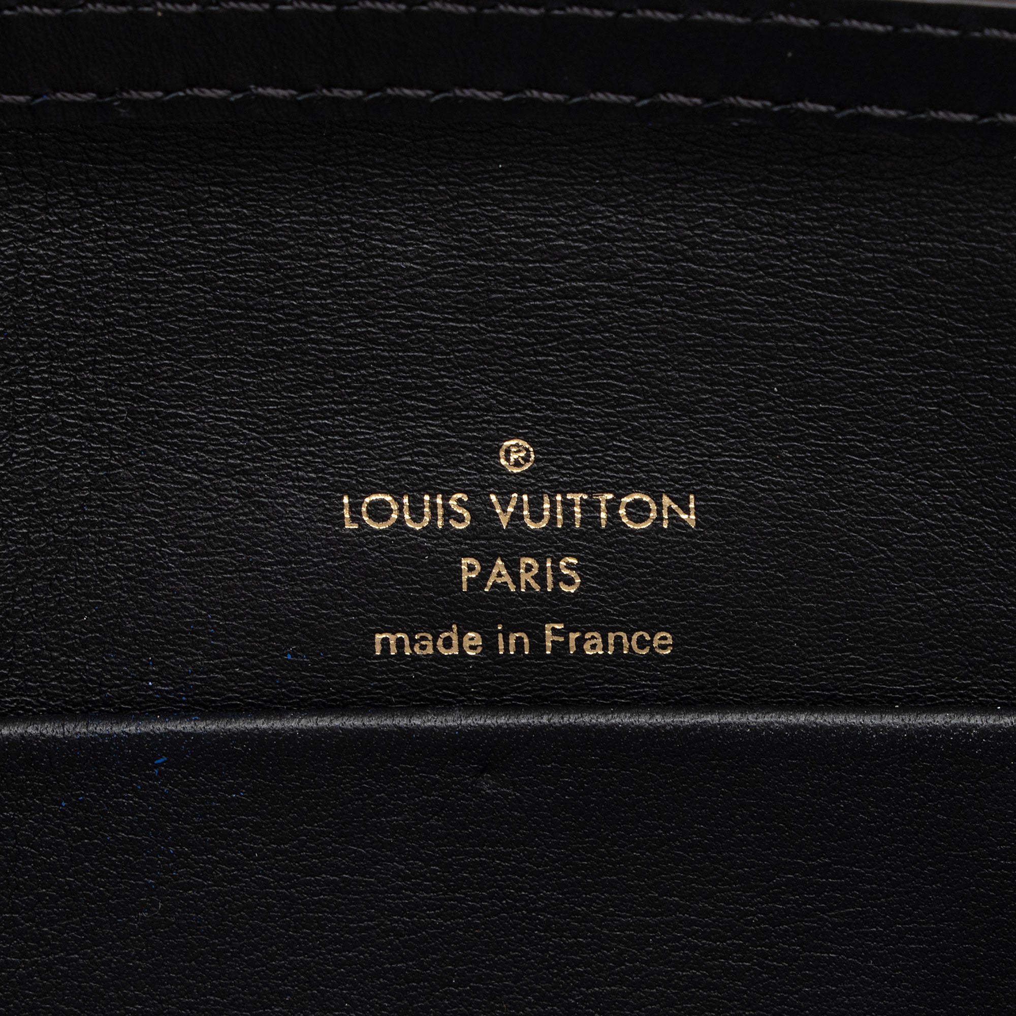 Louis Vuitton Reverse Monogram Column Pochette (SHF-uUjQaz)