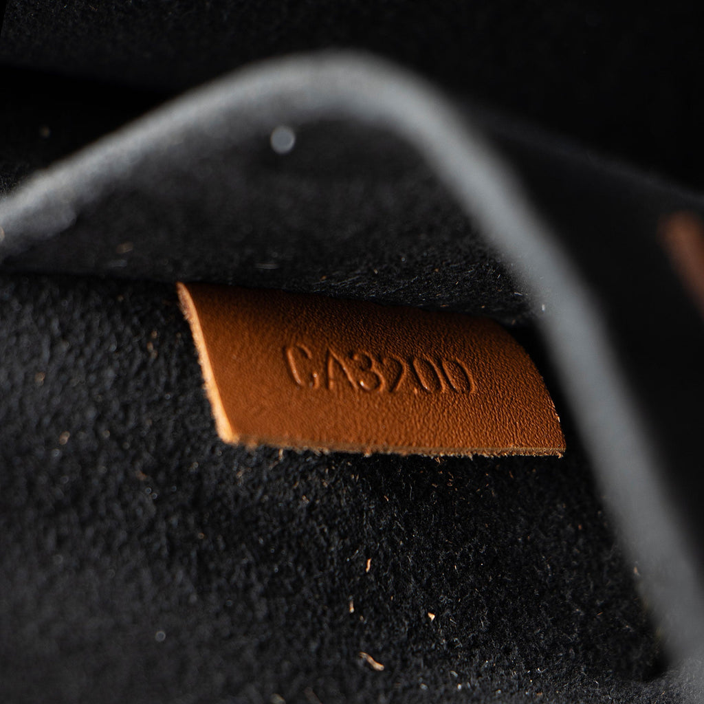 Louis Vuitton Reverse Monogram Dauphine MM Shoulder Bag (SHF-gLxrYk)