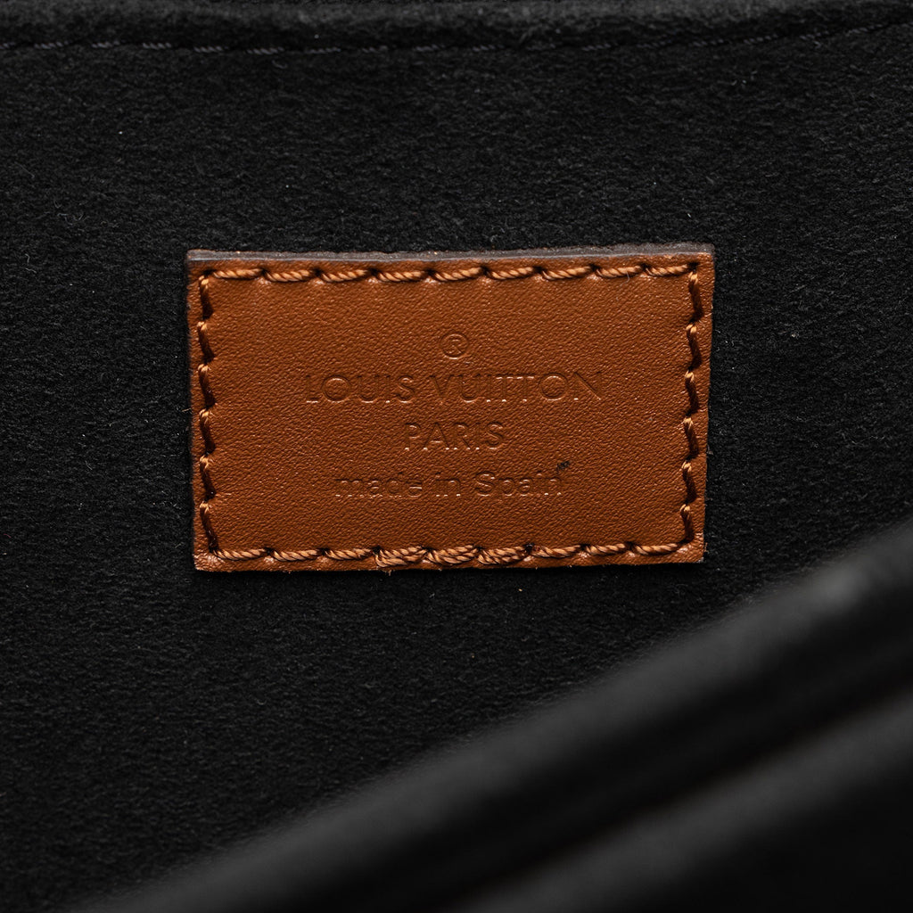 Louis Vuitton Reverse Monogram Dauphine MM Shoulder Bag