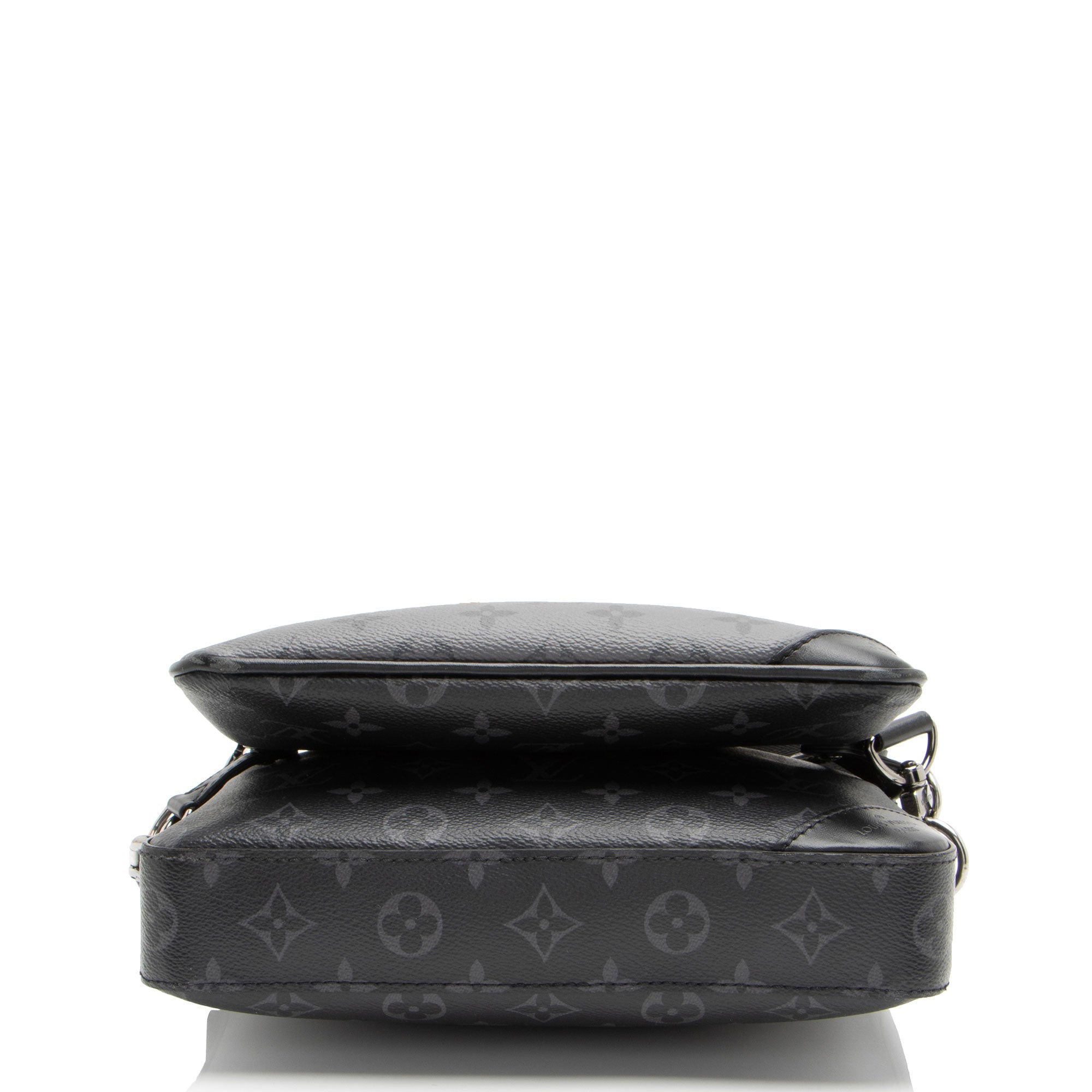 Louis Vuitton Reverse Monogram Eclipse Trio Messenger (SHF-CDPjS8)