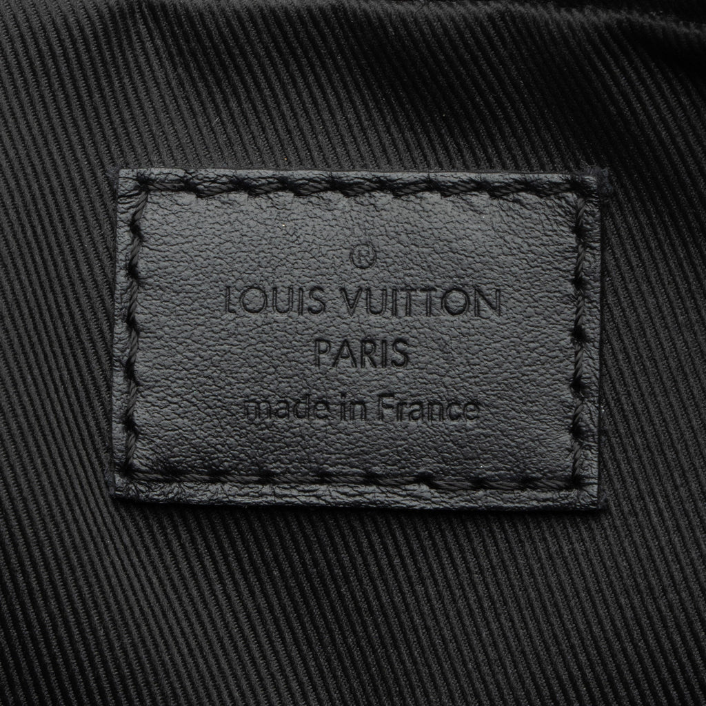 Louis Vuitton Reverse Monogram Eclipse Trio Messenger (SHF-JPkZwY)