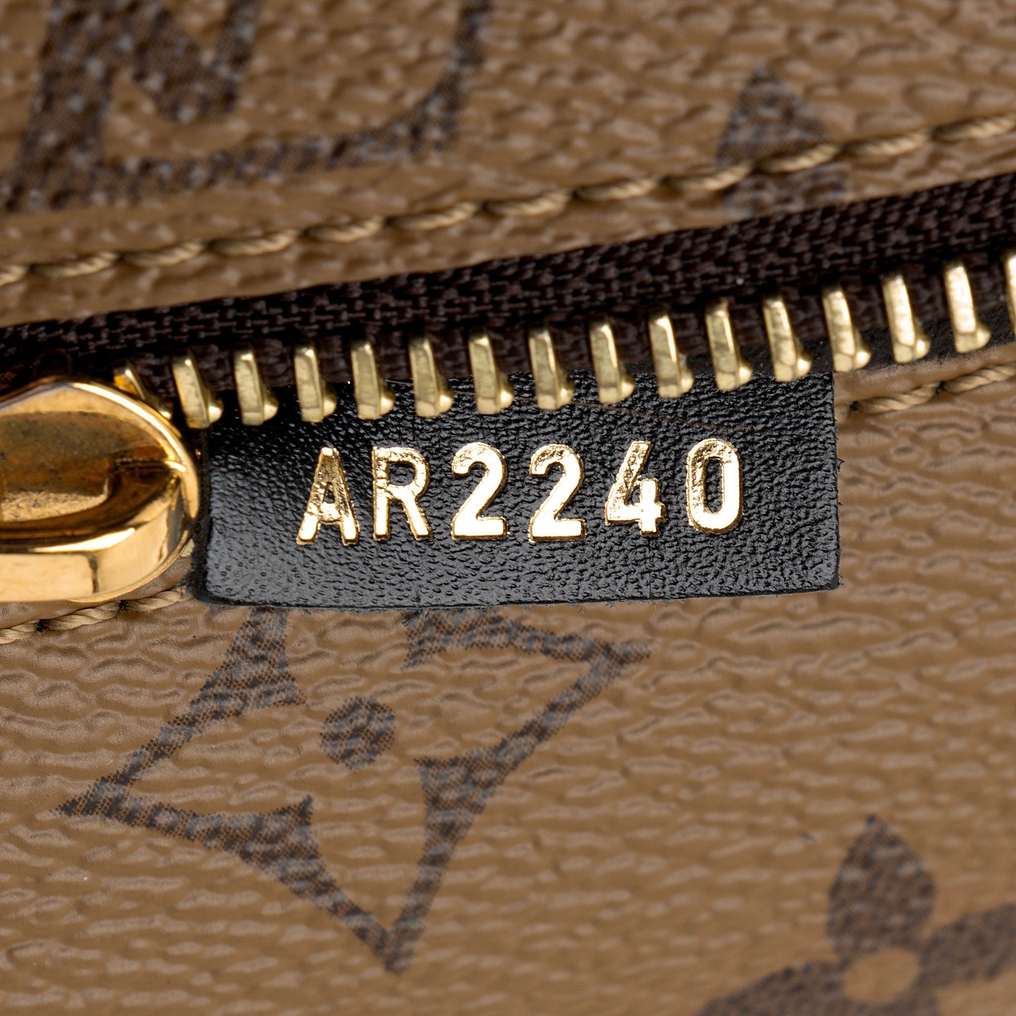 Louis Vuitton Reverse Monogram Pochette Metis Shoulder Bag (SHF-A1HMov)