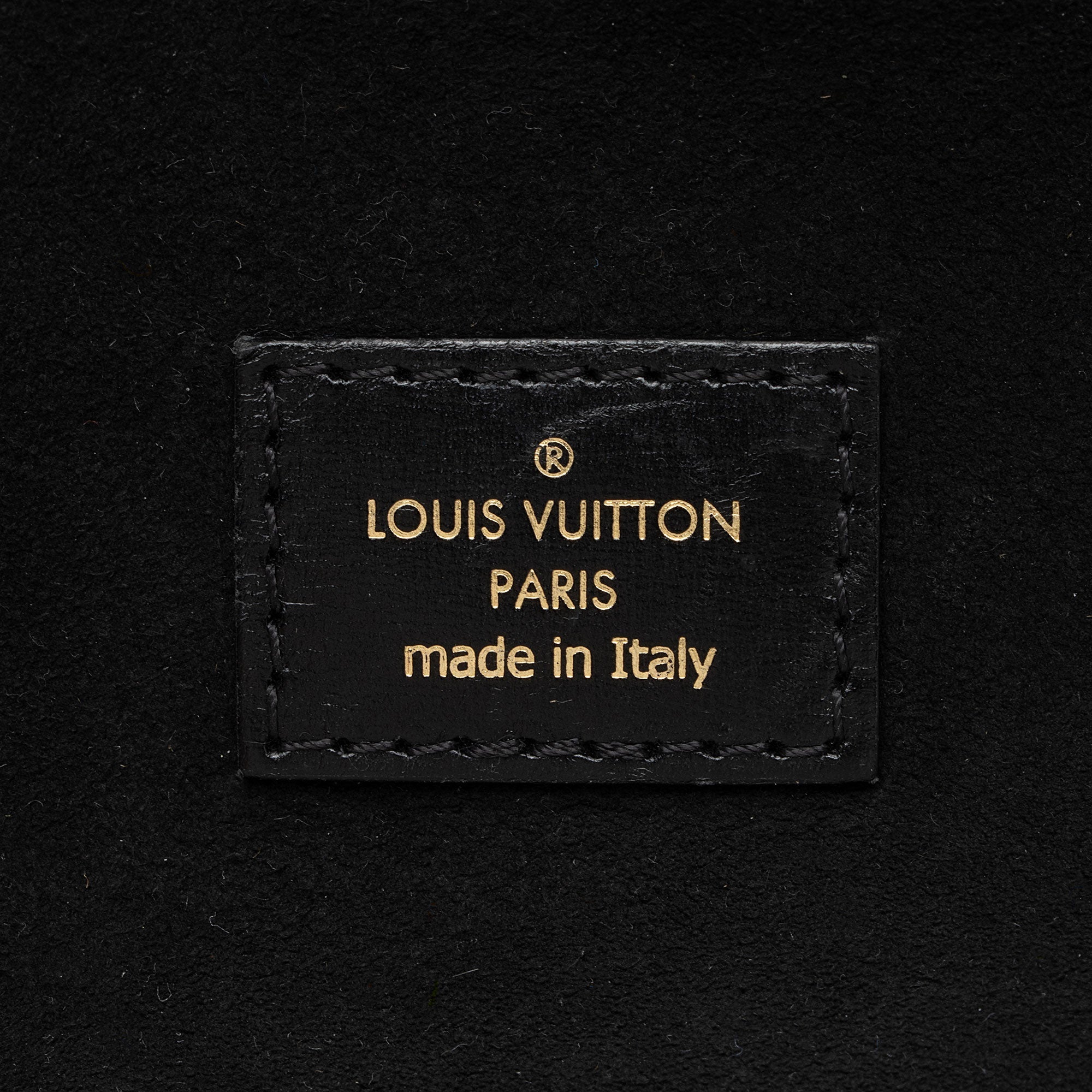 Louis Vuitton Reverse Monogram Vanity PM Shoulder Bag (SHF-yR0z4g)