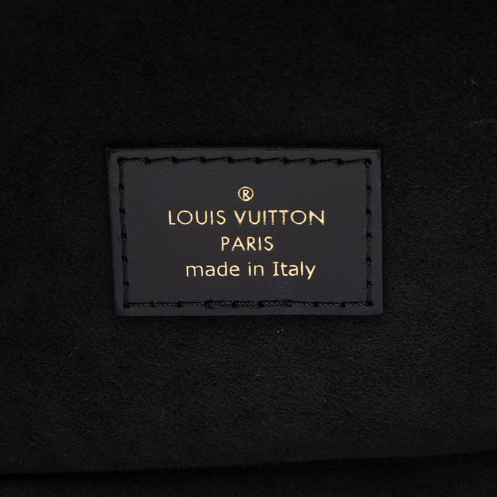 Louis Vuitton Reverse Monogram Vanity PM Shoulder Bag (SHF-ytXczE)