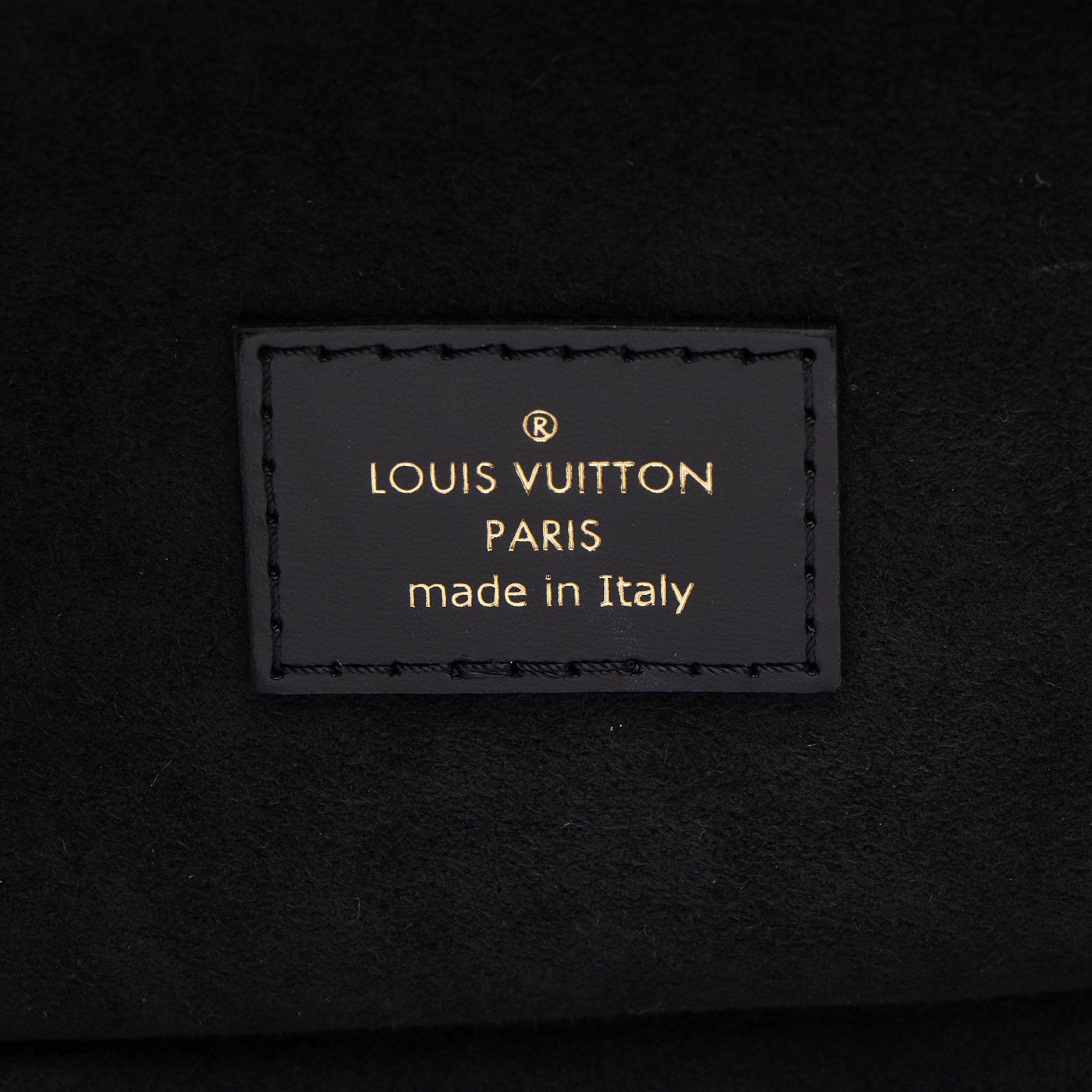 Louis Vuitton Reverse Monogram Vanity PM Shoulder Bag (SHF-ytXczE)