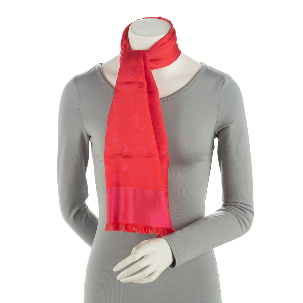 Louis Vuitton Silk Monogram Jacquard Scarf (SHF-yZv5eI)
