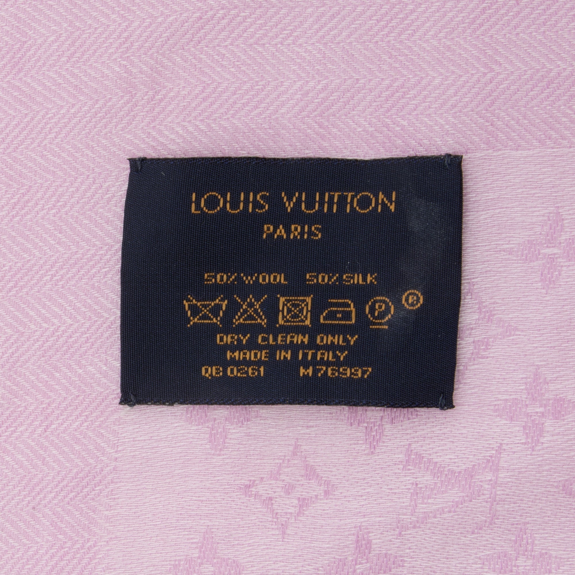 Louis Vuitton Silk Wool Monogram Peitt Louis Shawl (SHF-oVItIP)